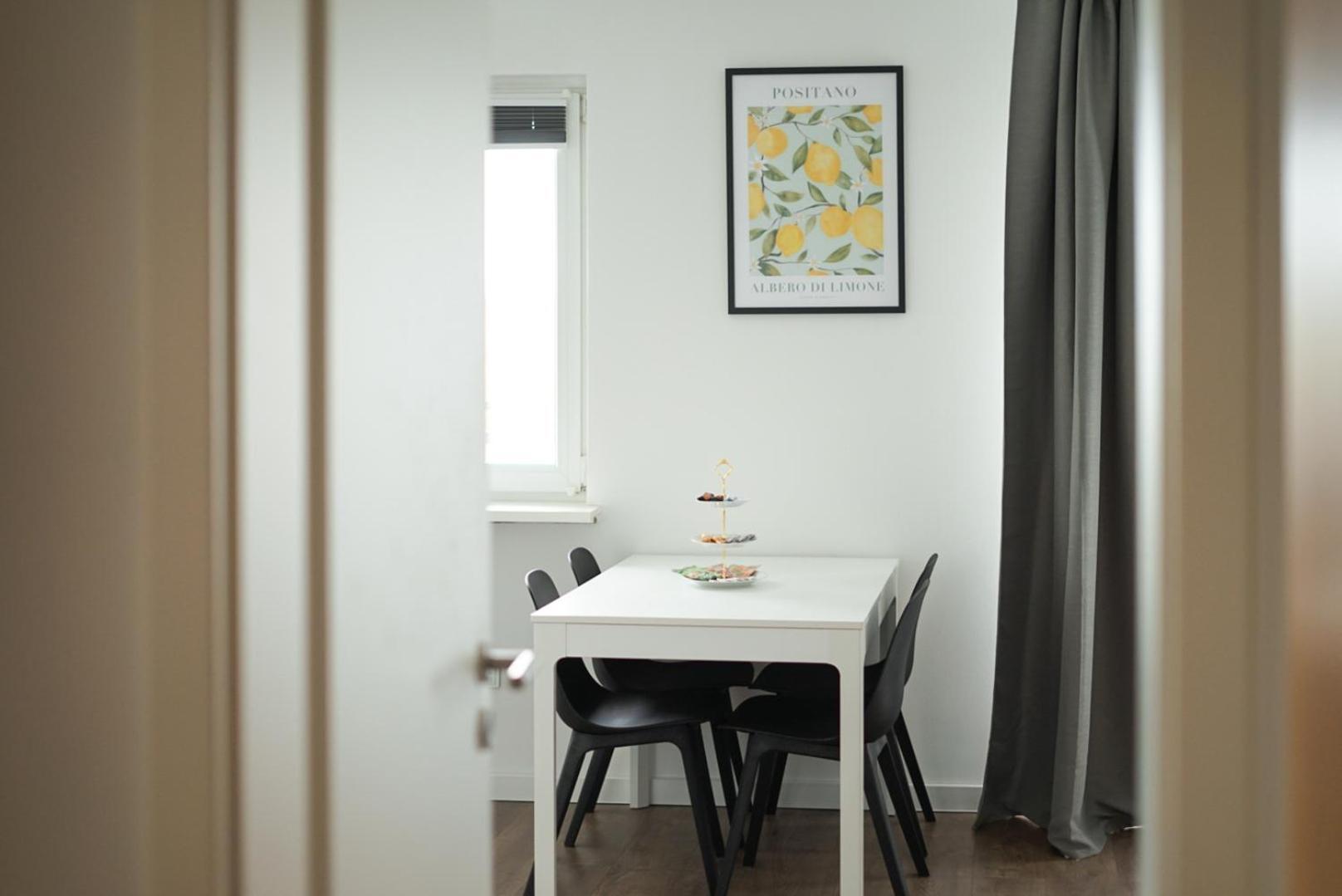 Moeblierte 3-Zimmer-Wohnung Nahe Duesseldorf In Duisburg-Sued Esterno foto